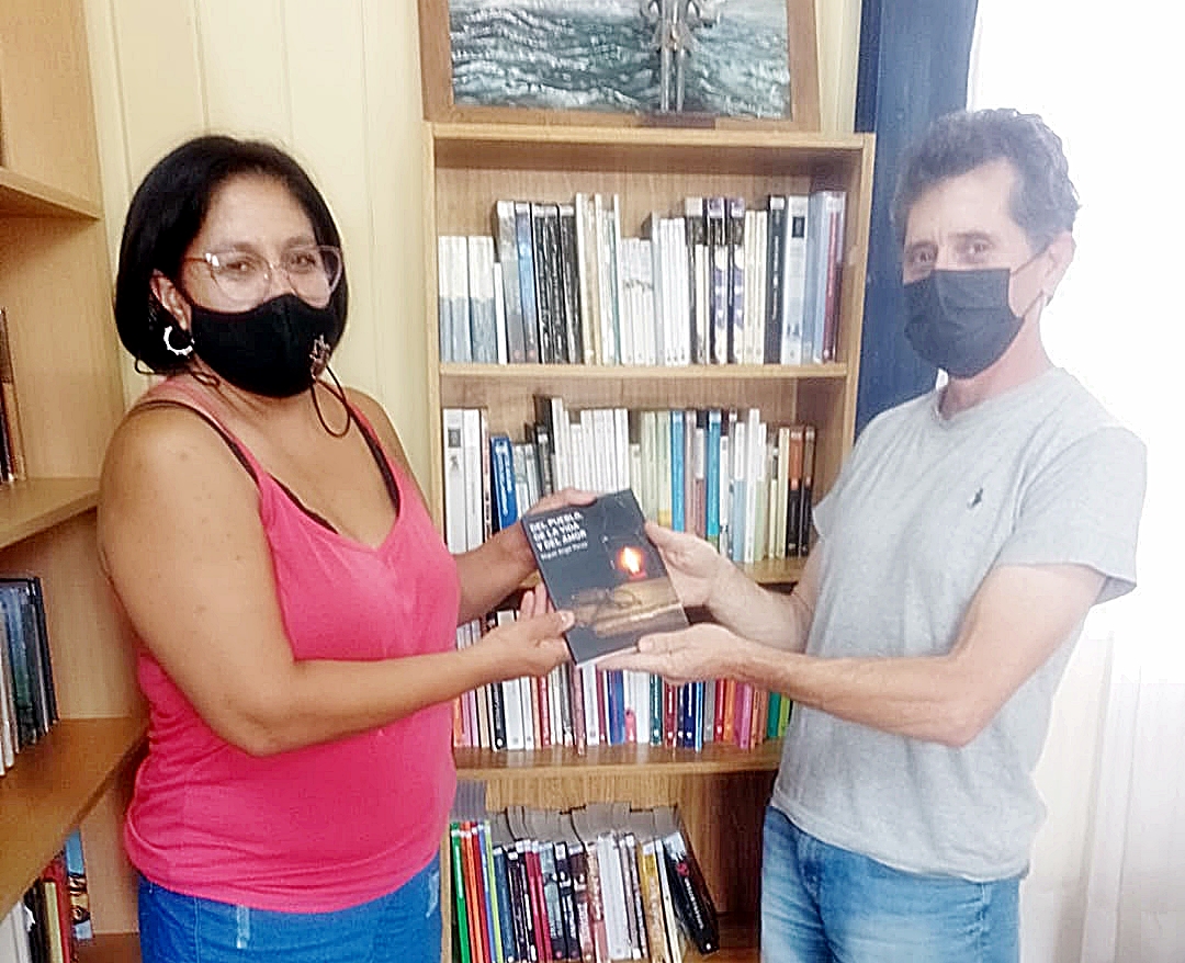 Balnearia – El Sr. Miguel Ponso presentó en la biblioteca Popular su primer libro