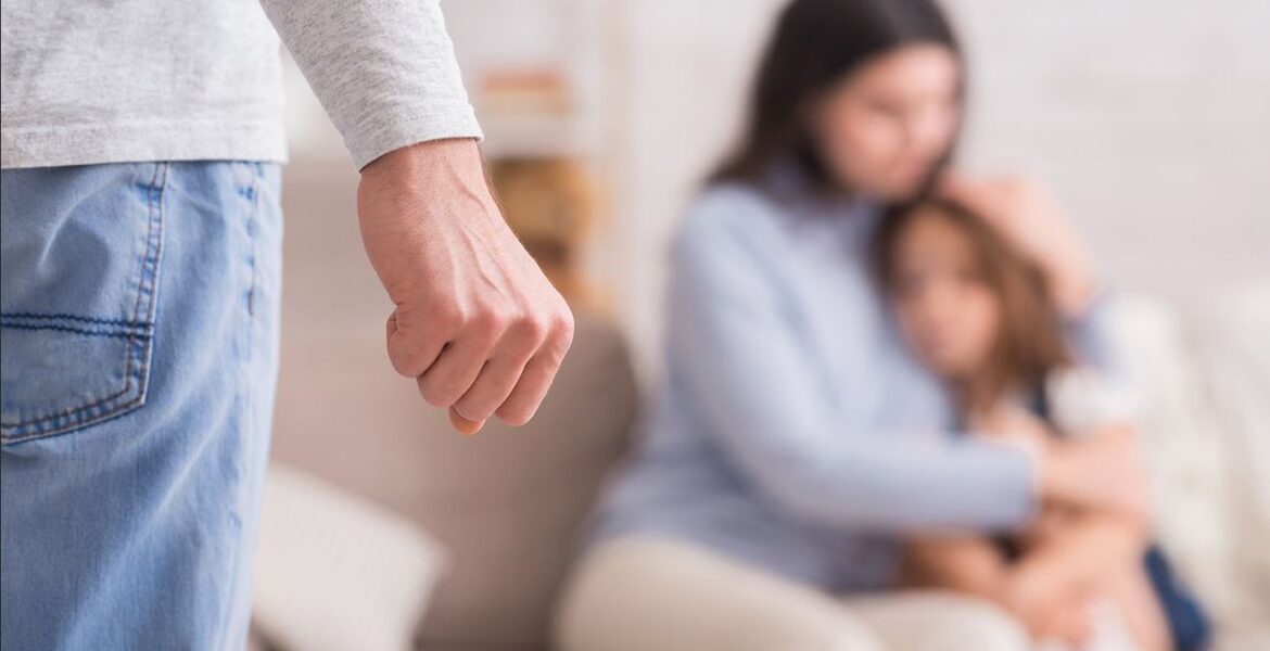 Los casos de violencia doméstica aumentaron 20% interanual en el cuarto trimestre del 2021