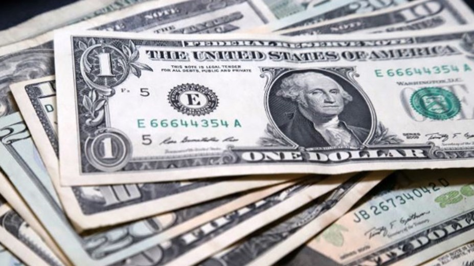 El dólar blue subió a $276 y el Banco Central compró US$ 140 millones